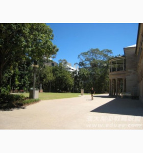 纽约时装设计学院：赴美实现时装之梦