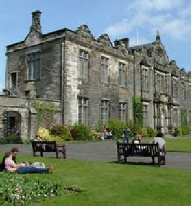 多才多艺，成功获澳大利亚高中录取