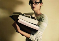 金融学专业留学英国课程设置与就业前景