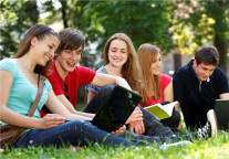 英国本科留学费用