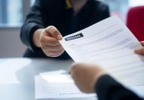 超新数据|海归平均月薪1.3万，四成留学生年薪超20万！