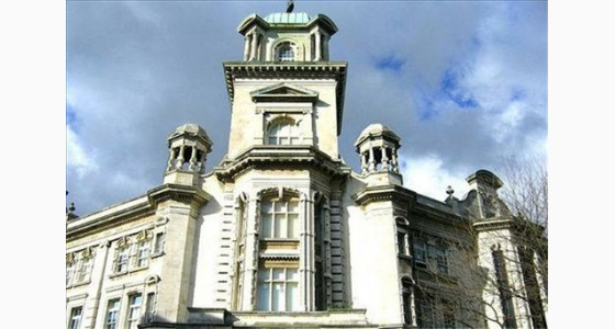 医药专业Top3的朴茨茅斯大学招生