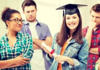 日本留学如何申请奖学金